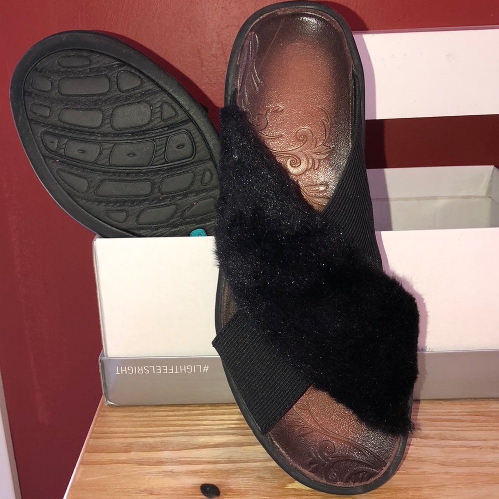 Sandals - Picture 3 of 5